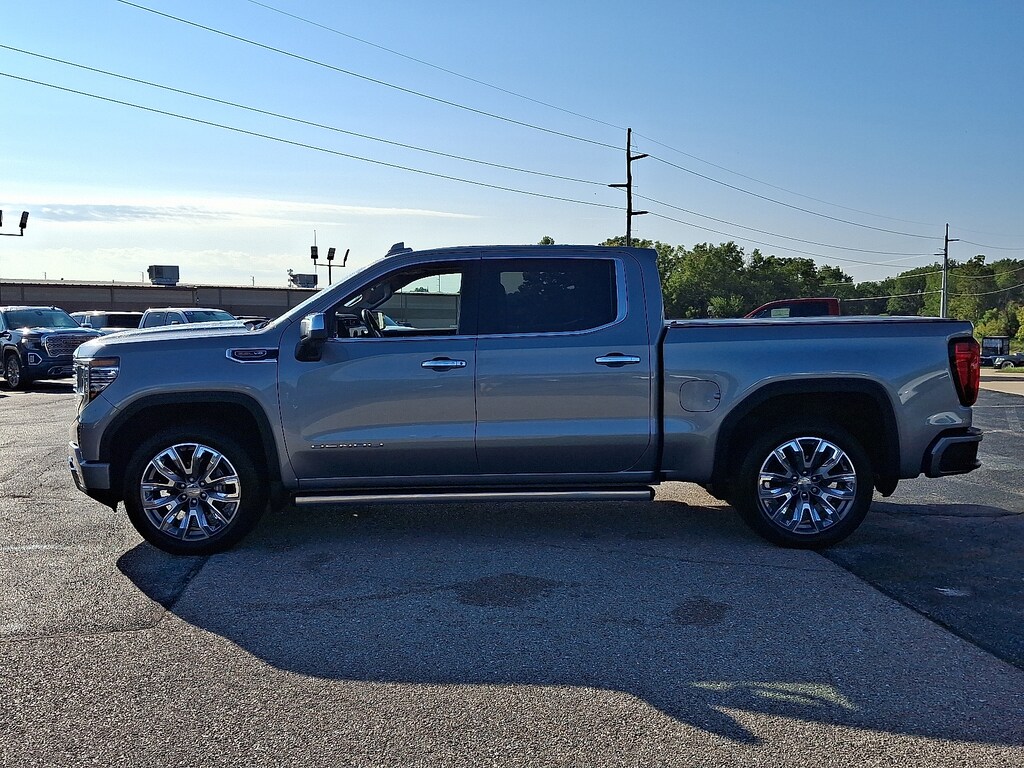 Certified 2023 GMC Sierra 1500 4WD Crew Cab Short Box Denali Crew Cab