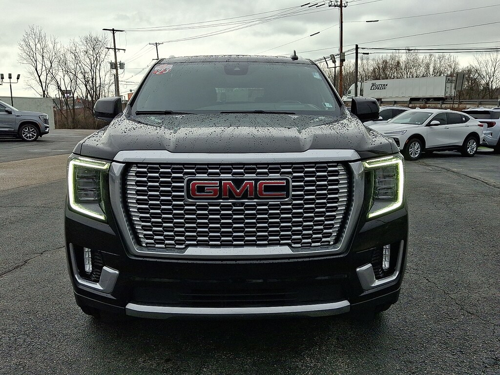 Used 2023 GMC Yukon XL 4WD Denali Sport Utility