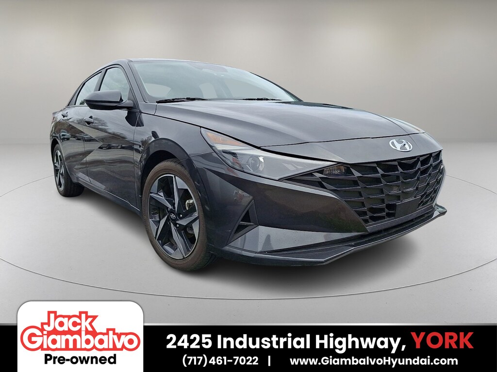 Used 2023 Hyundai Elantra SEL Sedan