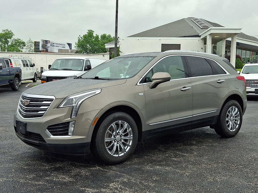 Used 2018 Cadillac XT5 Luxury Sport Utility