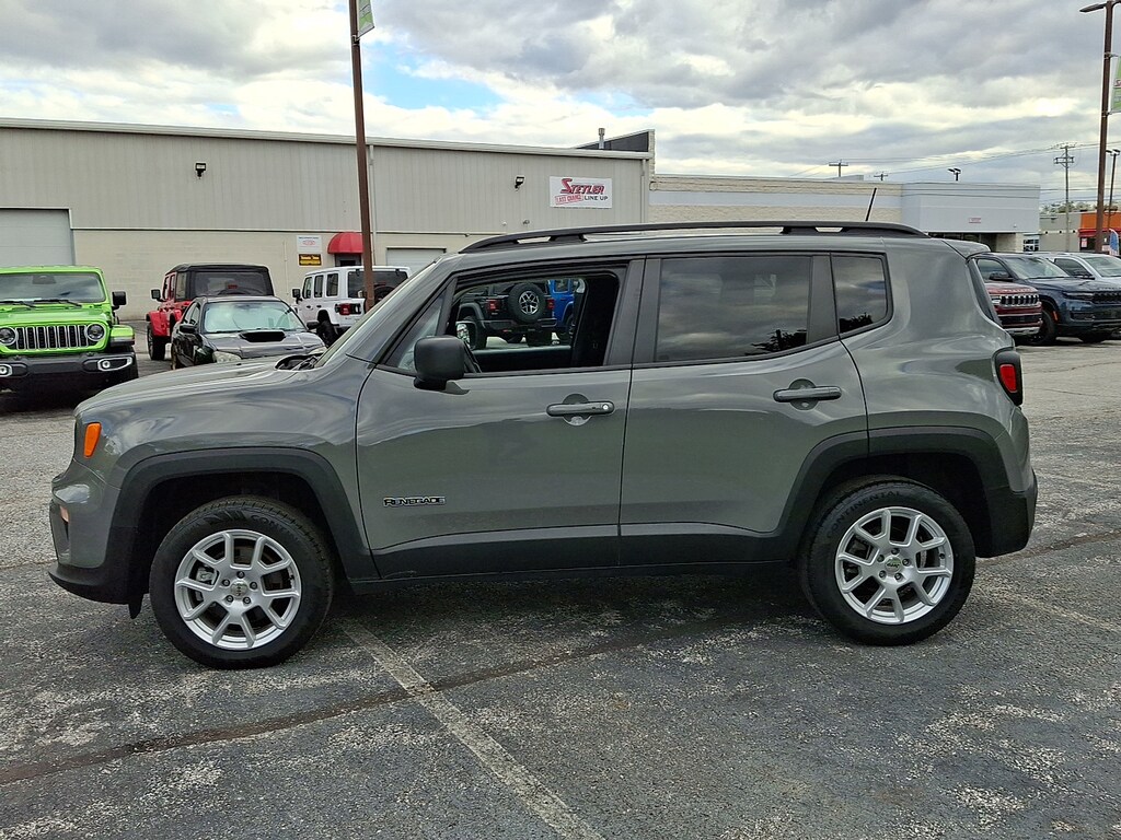 Certified 2022 Jeep Renegade Latitude 4x4 Sport Utility