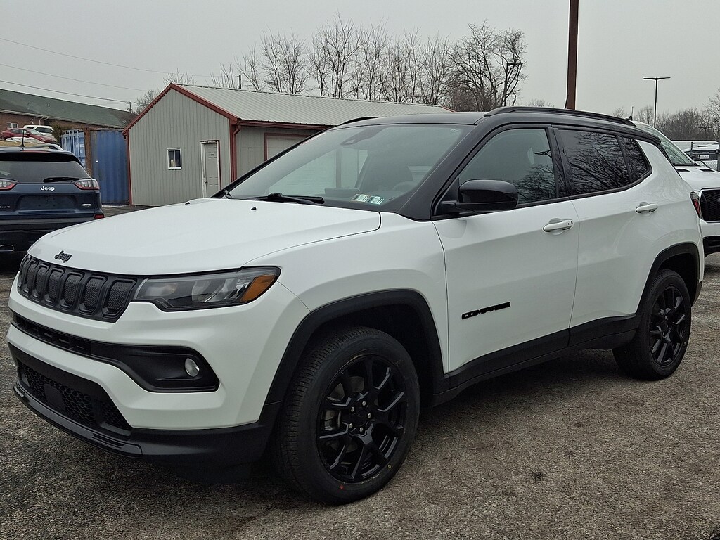 Used 2022 Jeep Compass Altitude 4x4 Sport Utility