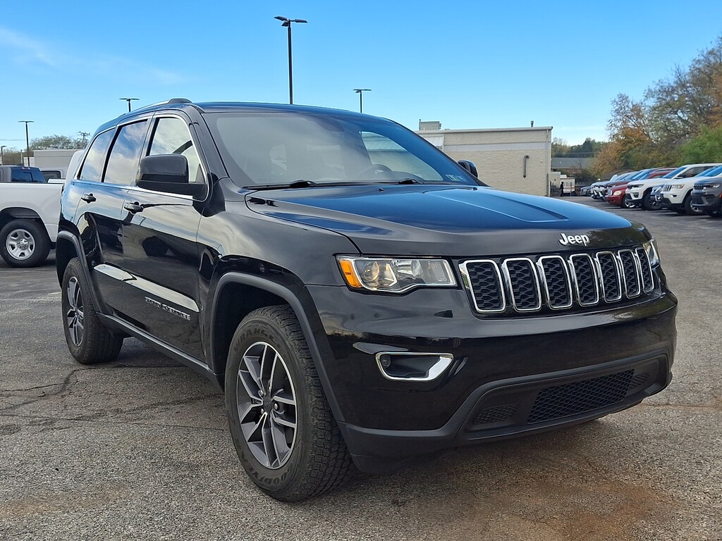 Used 2019 Jeep Grand Cherokee Laredo E 4x4 Sport Utility
