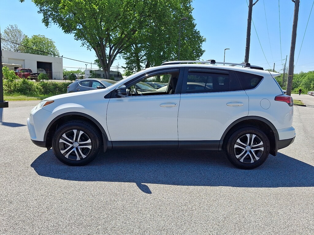 Used 2017 Toyota RAV4 LE Sport Utility