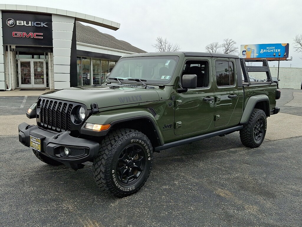 Used 2021 Jeep Gladiator Willys 4x4 Crew Cab