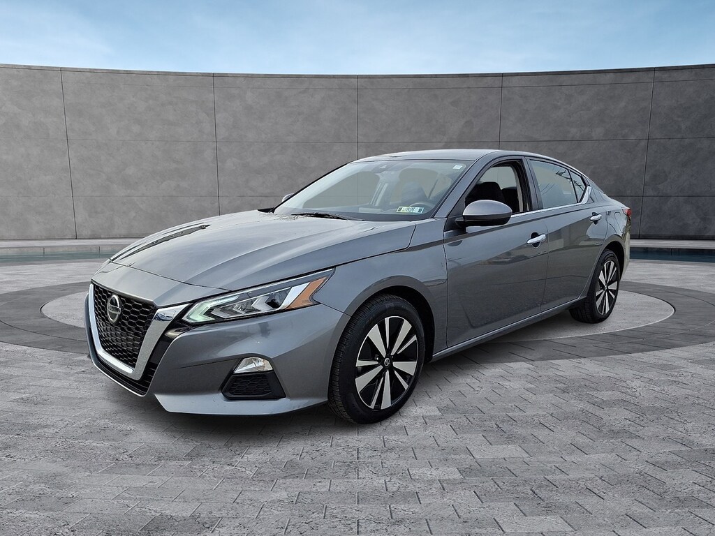 Used 2021 Nissan Altima SV Intelligent AWD Sedan