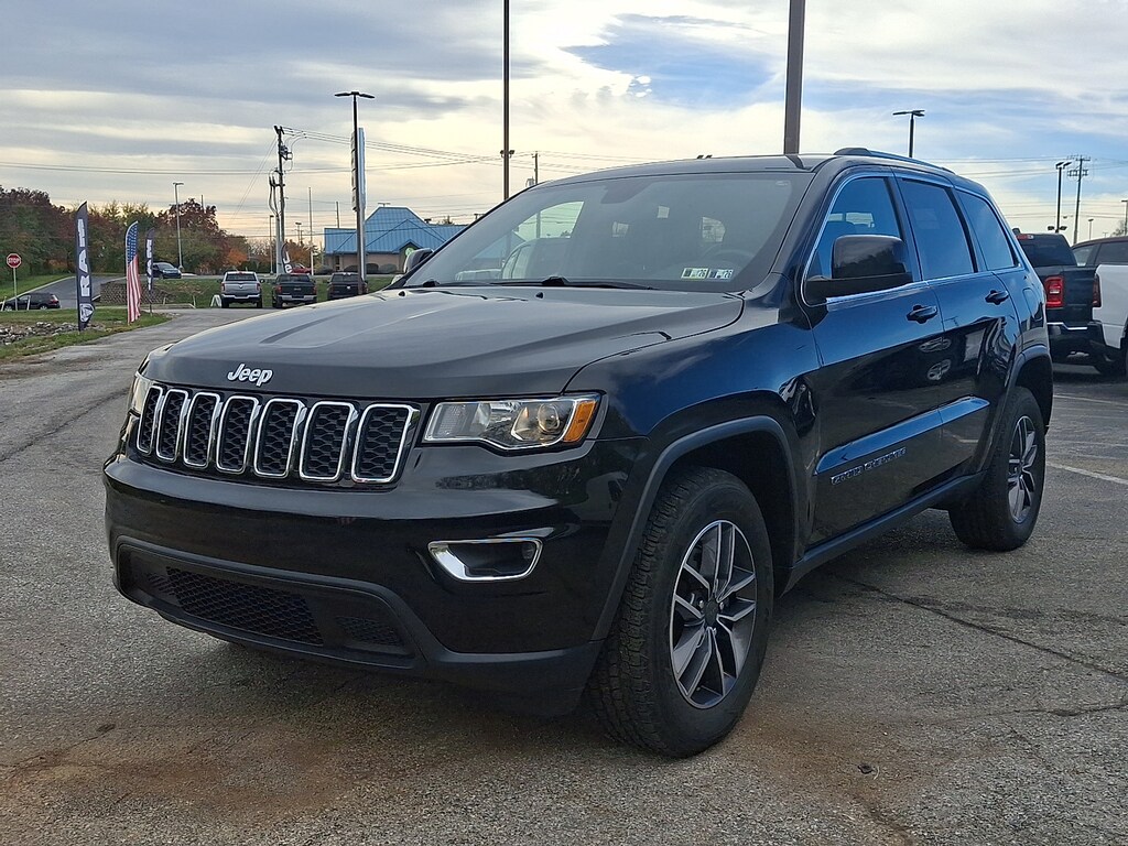 Used 2019 Jeep Grand Cherokee Laredo E 4x4 Sport Utility