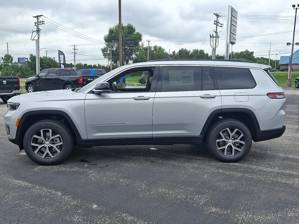 Certified 2025 Jeep Grand Cherokee L Limited 4x4 Sport Utility