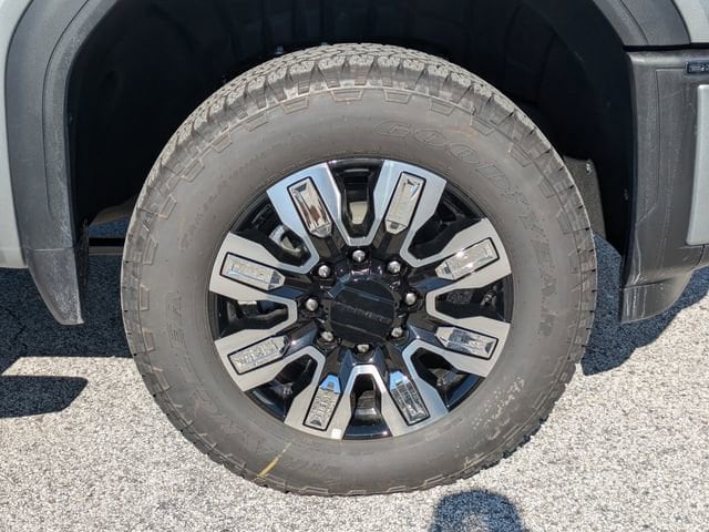 2026 GMC Sierra 2500HD Denali - Photo 10