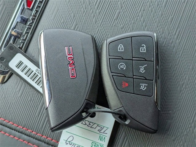 2026 GMC Yukon XL AT4 Ultimate - Photo 35