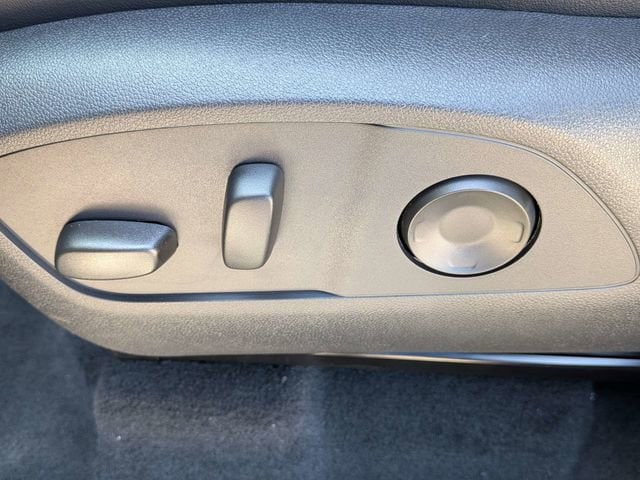 2026 Buick Enclave Sport Touring - Photo 18