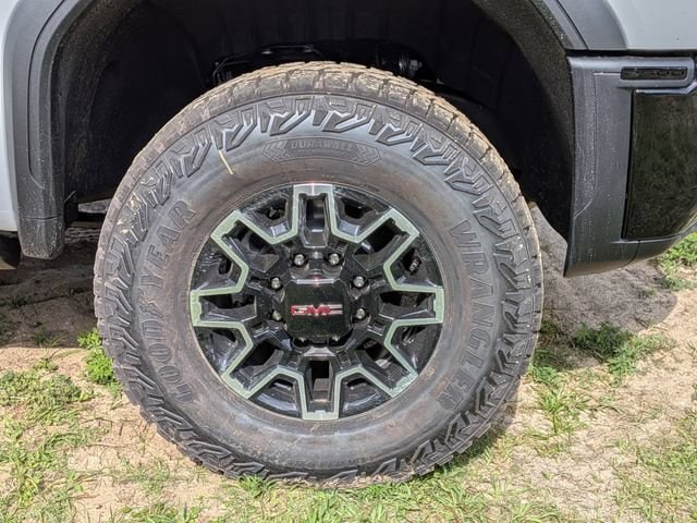 2026 GMC Sierra 2500HD AT4X - Photo 10