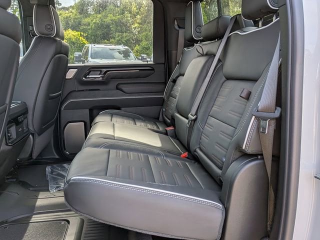 2026 GMC Sierra 2500HD AT4X - Photo 14