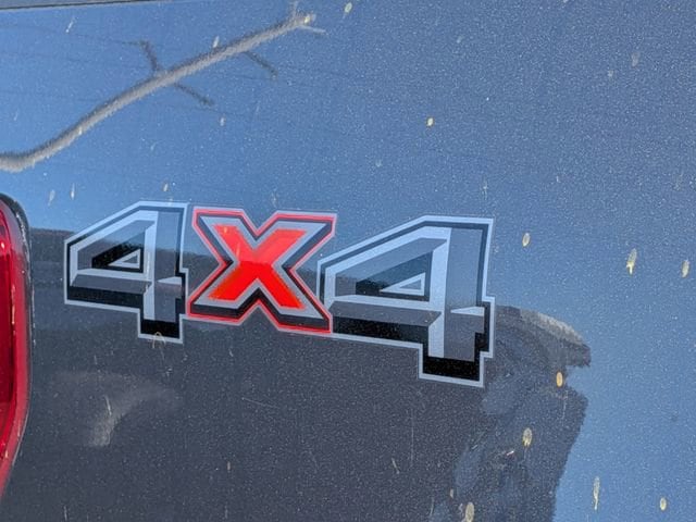 2023 Ford F-150 Lariat - Photo 12