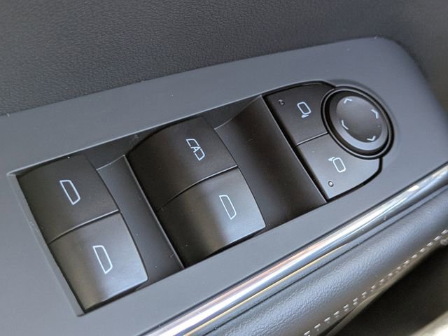 2026 GMC Acadia Elevation - Photo 25