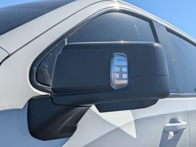 2026 GMC Sierra 1500 AT4 - Photo 11