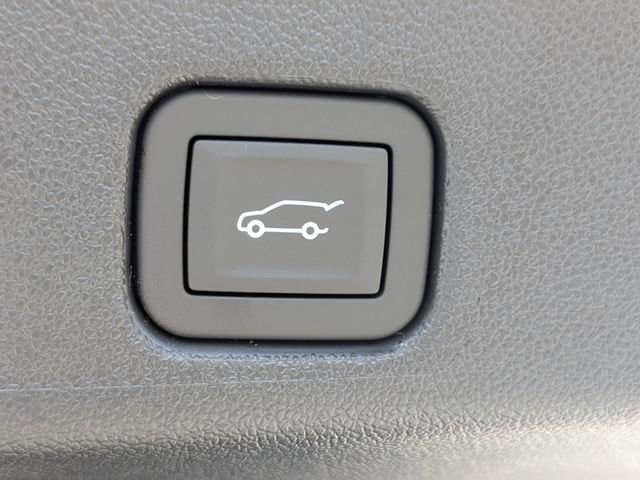 2026 GMC Acadia Elevation - Photo 13