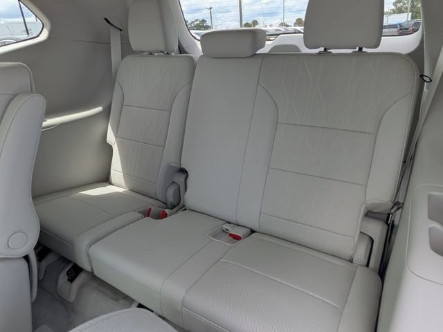 2026 Buick Enclave Avenir - Photo 13