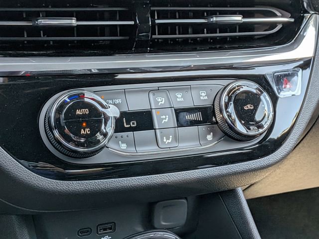 2026 Buick Envista Sport Touring - Photo 28