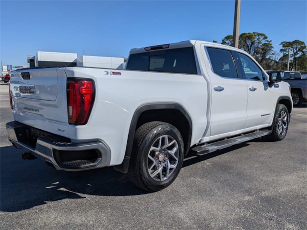 Used 2023 GMC Sierra 1500 SLT Truck