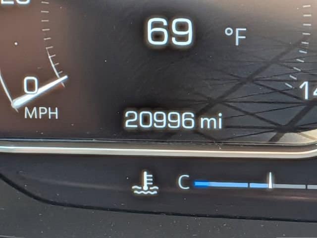 2024 GMC Yukon Denali - Photo 30