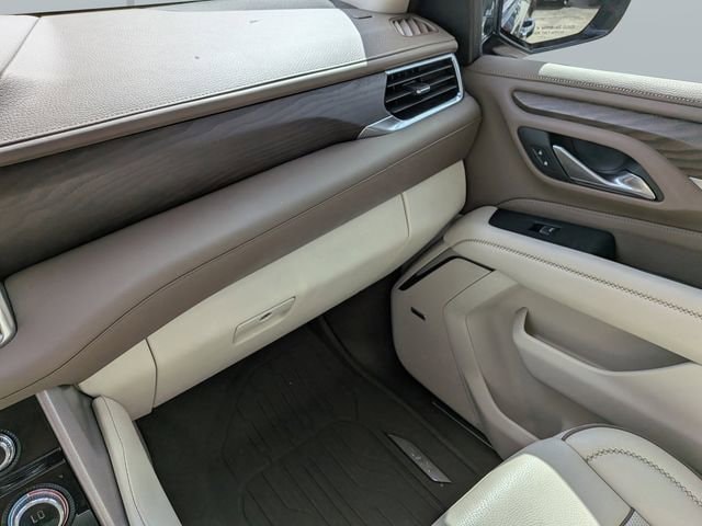 2024 GMC Yukon Denali - Photo 17