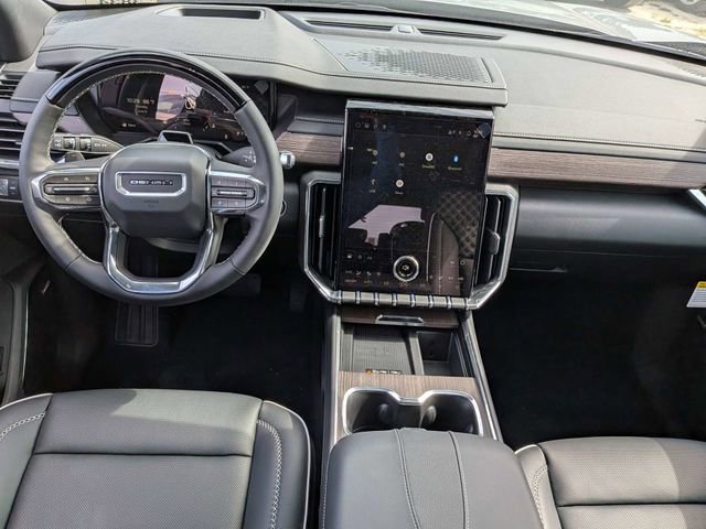 2026 GMC Acadia Denali - Photo 15