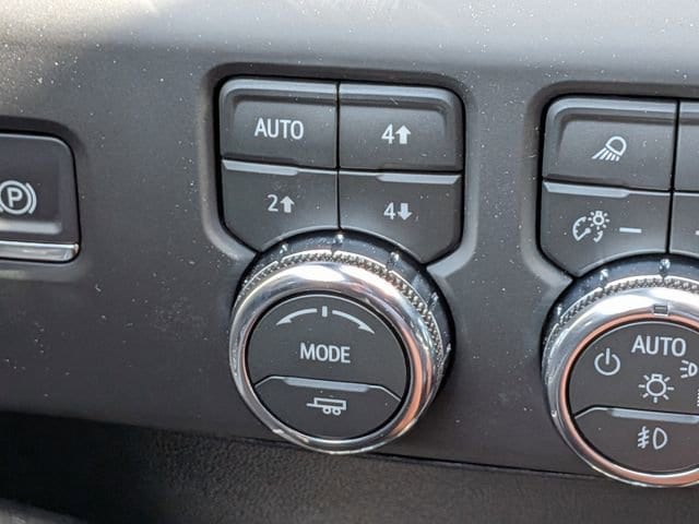 2026 GMC Sierra 2500HD AT4X - Photo 27