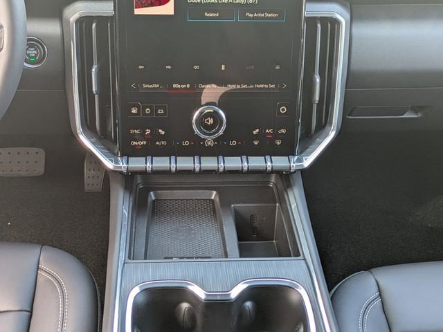 2026 GMC Acadia Elevation - Photo 20