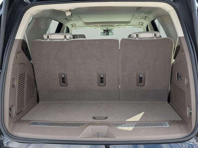 2024 GMC Yukon Denali - Photo 12