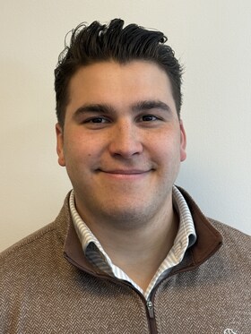 Staff member Julian Shuster from ID_de22fe