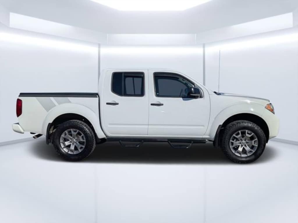 Used 2020 Nissan Frontier SV