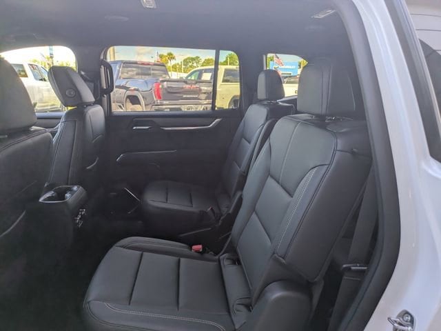 2026 GMC Acadia Elevation - Photo 14