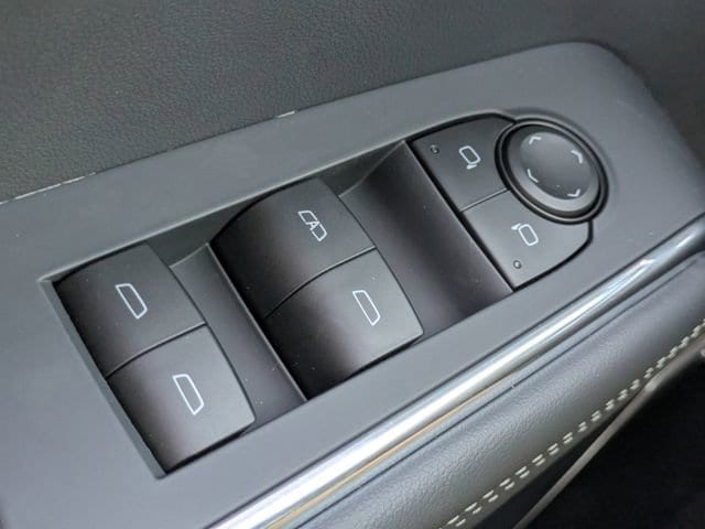 2026 GMC Acadia Elevation - Photo 24