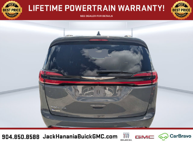 Used 2022 Chrysler Pacifica Touring L