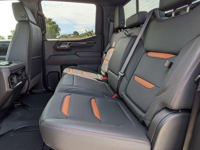 2026 GMC Sierra 1500 AT4 - Photo 15