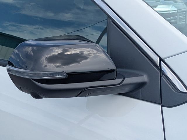 2026 GMC Acadia Elevation - Photo 10