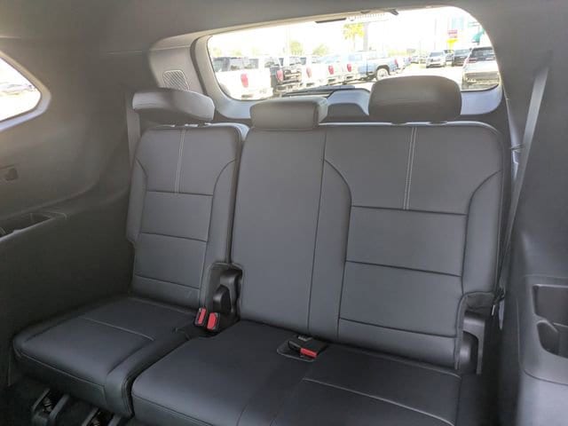 2026 GMC Acadia Elevation - Photo 14