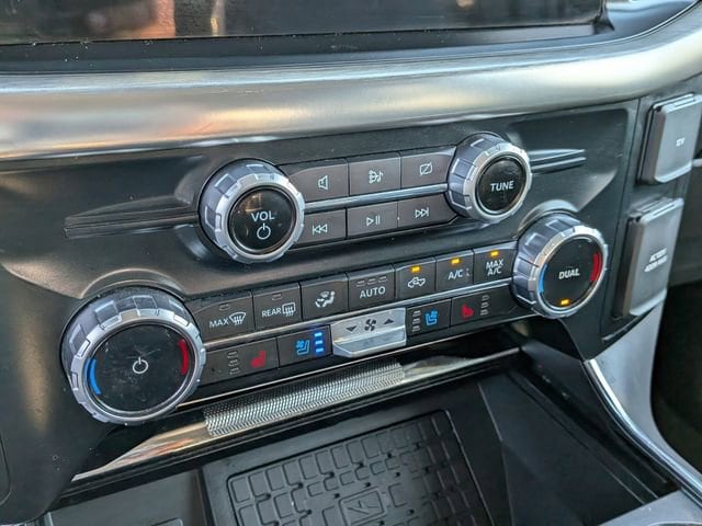 2023 Ford F-150 Lariat - Photo 23