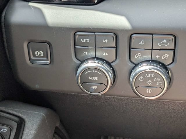 2026 GMC Sierra 2500HD AT4 - Photo 26