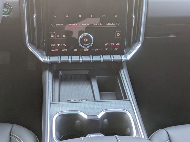 2026 GMC Acadia Elevation - Photo 20