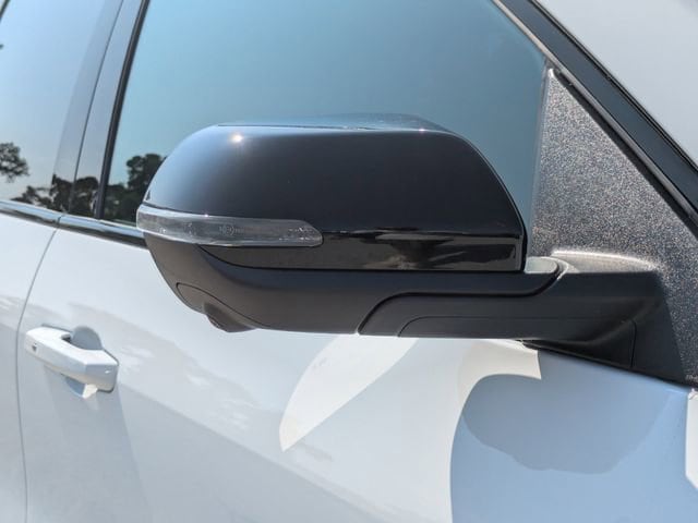 2026 GMC Acadia Elevation - Photo 10