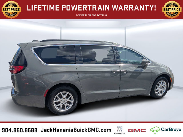 Used 2022 Chrysler Pacifica Touring L