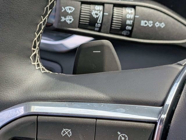2026 GMC Acadia Denali - Photo 28