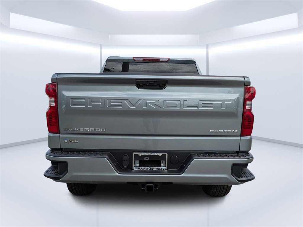2026 Chevrolet Silverado 1500 Custom photo 3