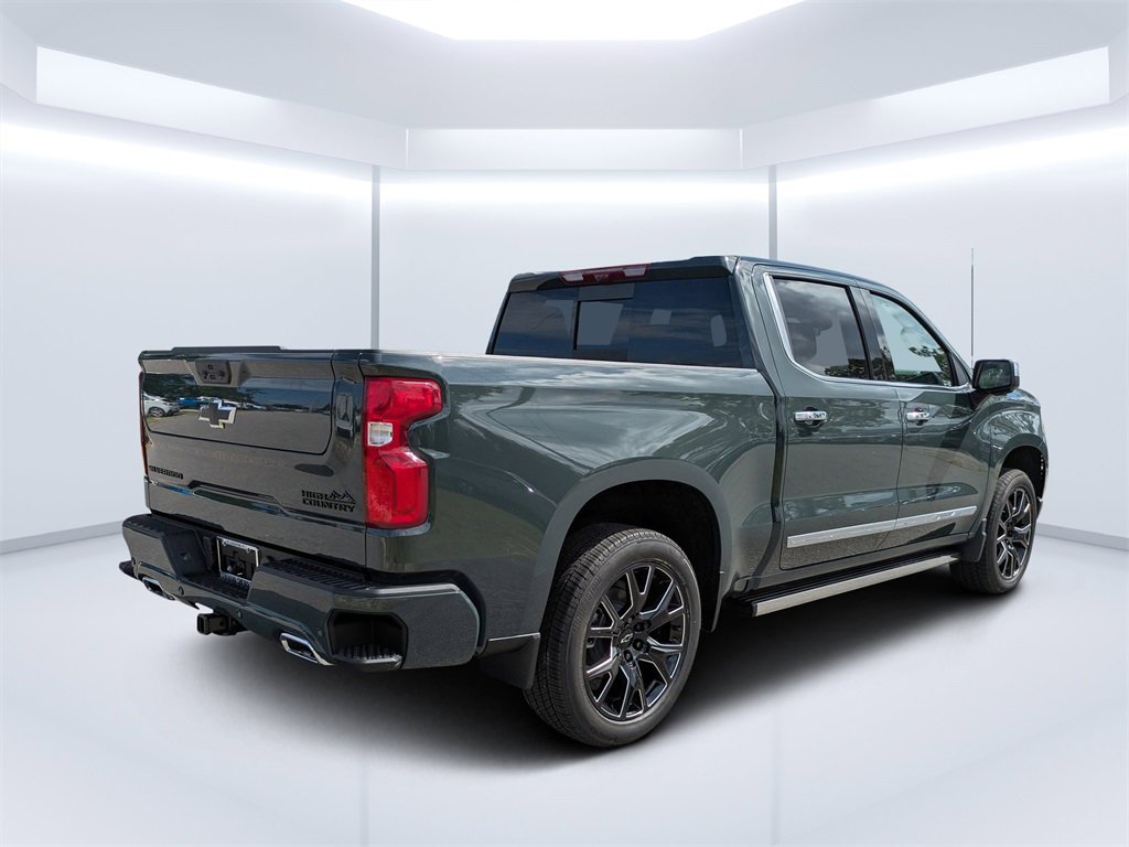 2026 Chevrolet Silverado 1500 High Country photo 3