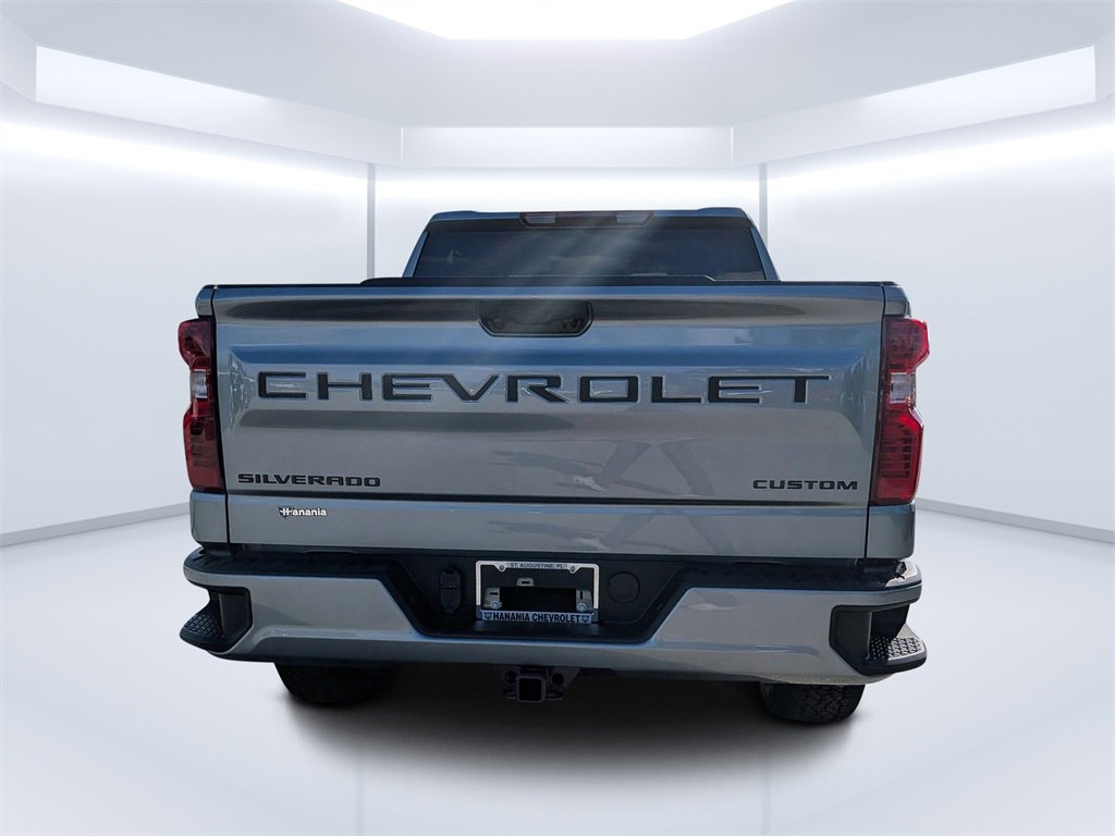 2026 Chevrolet Silverado 1500 Custom photo 3