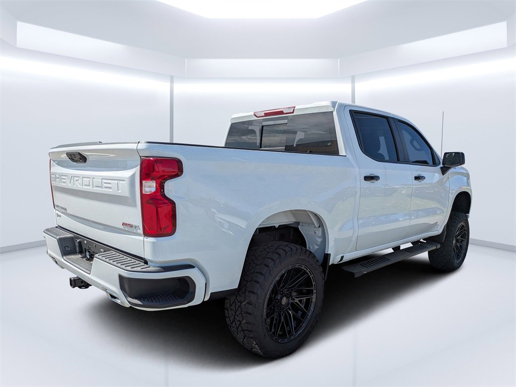 2025 Chevrolet Silverado 1500 RST photo 2