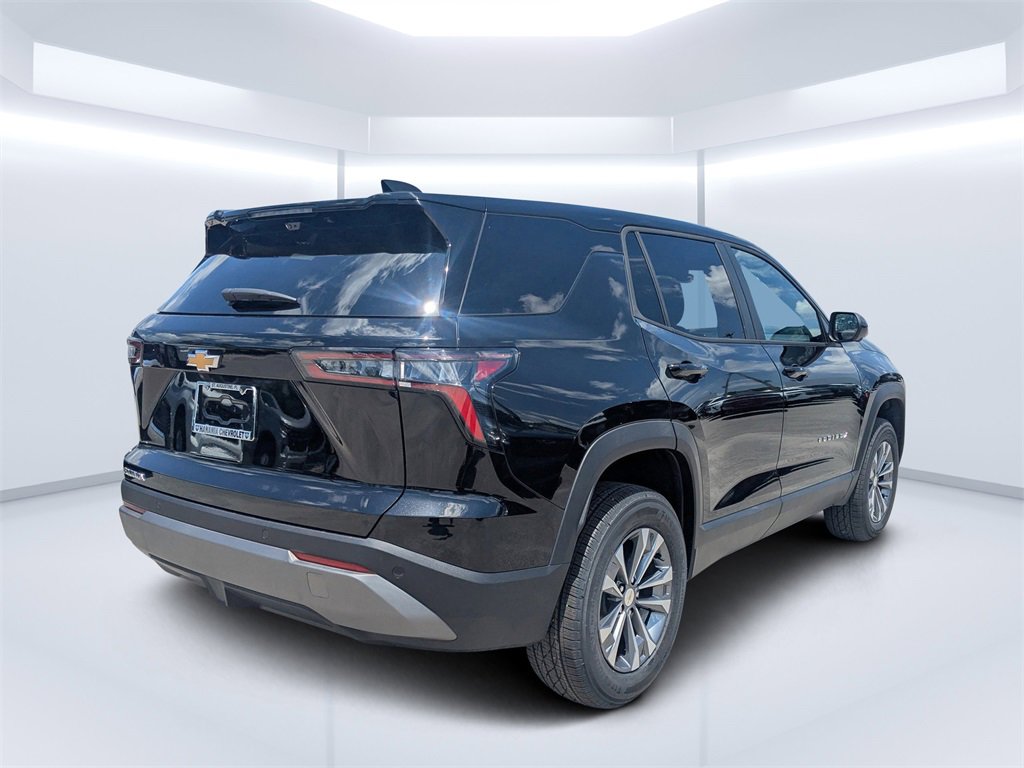 2026 Chevrolet Equinox LT photo 3