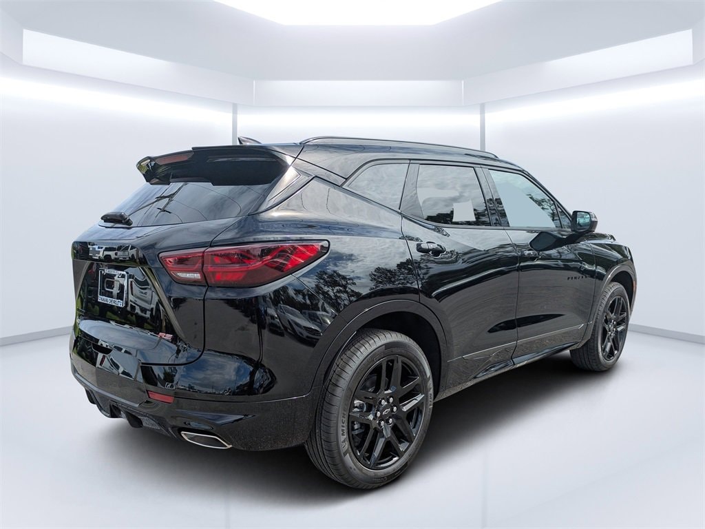 New 2025 Chevrolet Blazer RS SUV